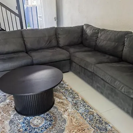 Beautiful Apartment Behind Illanga Mall Mataffin Exterior photo